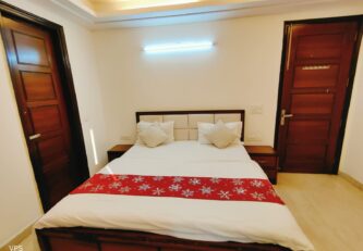 2 BHK Service Apartment in Saket
