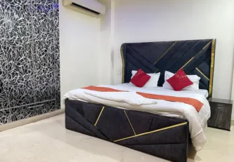 Luxury 4 BHK Apartment in Saket,