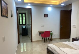 Luxury Apartment Near Max Saket