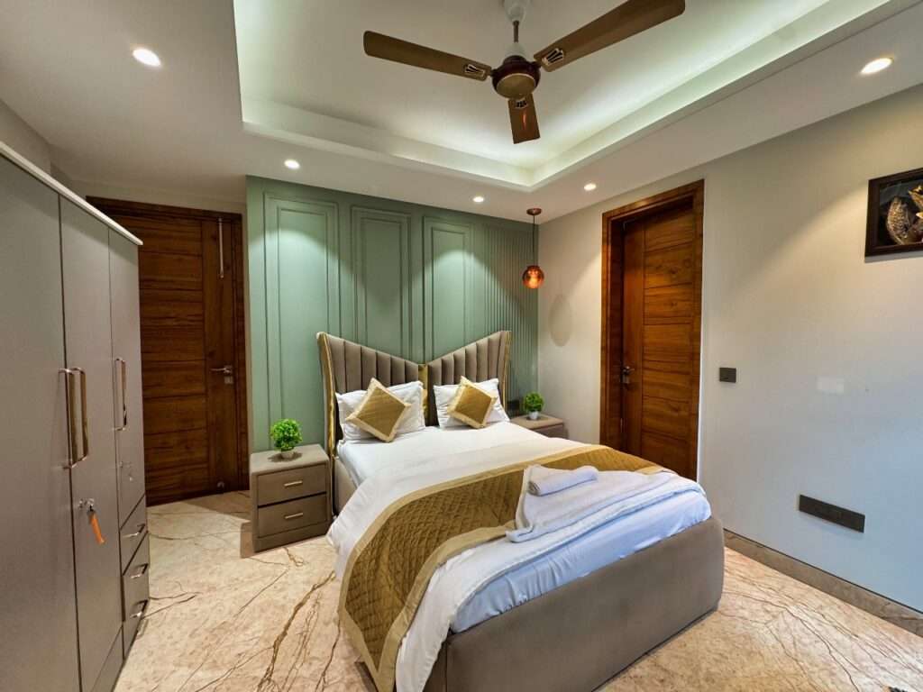 furnished service apartments in delhi