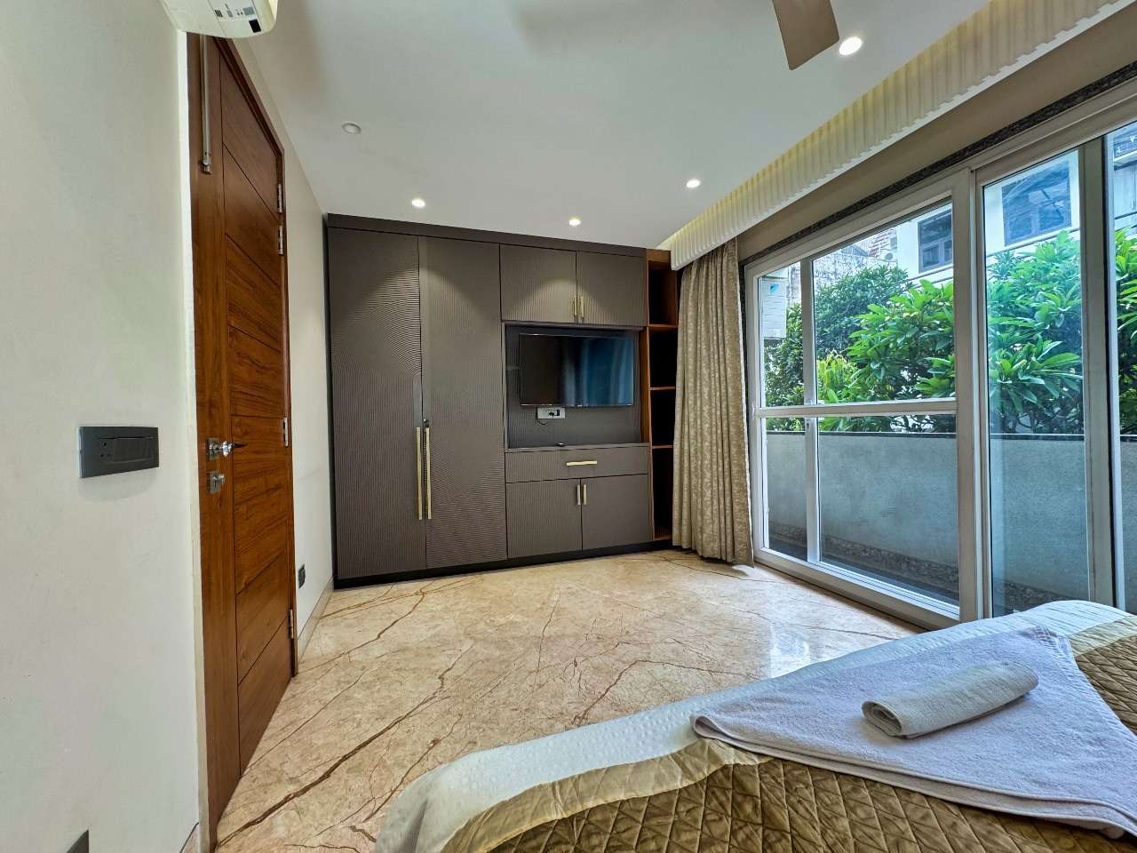 WhatsApp Image 2025-07-17 at 13.05.23_12304f67 service apartments in south delhi