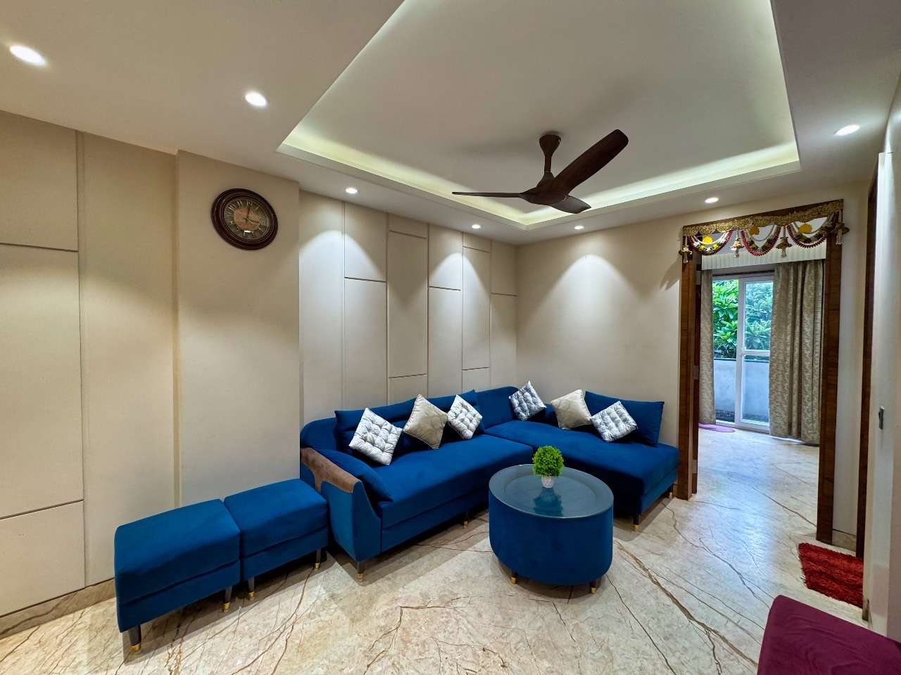 hall Luxury Apartments with Modern Amenities in Delhi