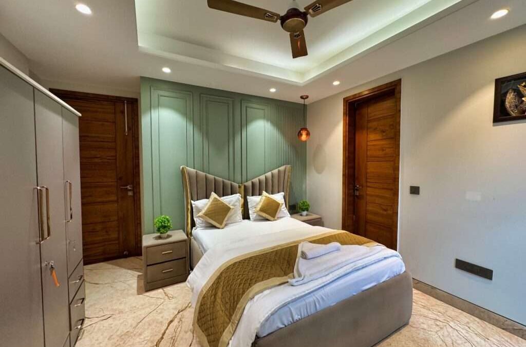 Your Perfect Stay in Delhi: Fully Furnished Serviced Apartments